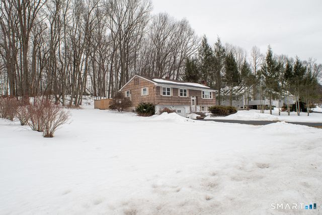 41 Longfellow Road, Shelton, CT 06484