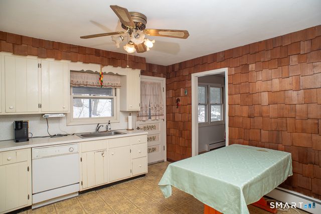 41 Longfellow Road, Shelton, CT 06484