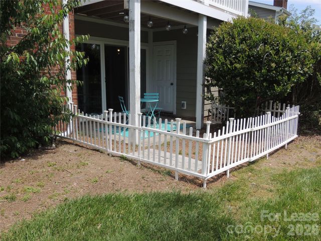 9252 Kings Canyon Drive, Charlotte, NC 28210