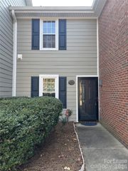 9252 Kings Canyon Drive, Charlotte, NC 28210