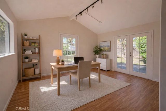 7339 White Oak, Reseda, CA 91335