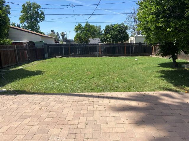 7339 White Oak, Reseda, CA 91335