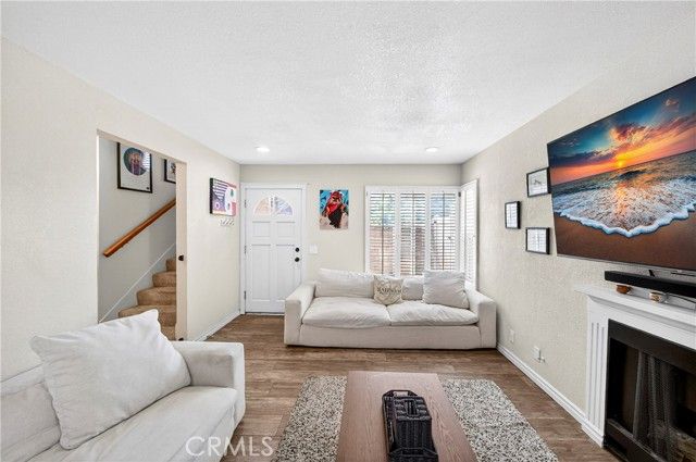 23230 Dover, Yorba Linda, CA 92887