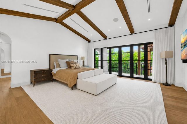 545 San Antonio Avenue, Coral Gables, FL 33146