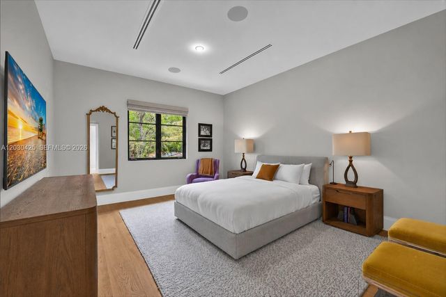 545 San Antonio Avenue, Coral Gables, FL 33146