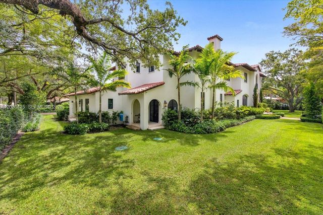 545 San Antonio Avenue, Coral Gables, FL 33146