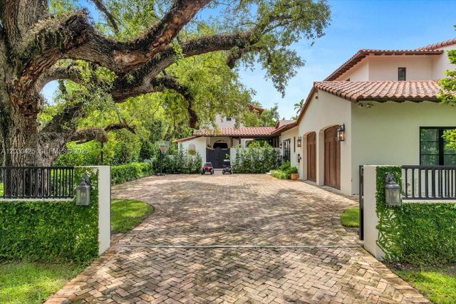 545 San Antonio Avenue, Coral Gables, FL 33146