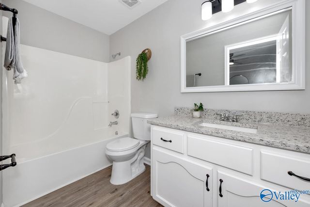 104 Zelkova Court, Harvest, AL 35749