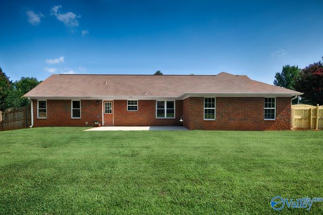 104 Zelkova Court, Harvest, AL 35749