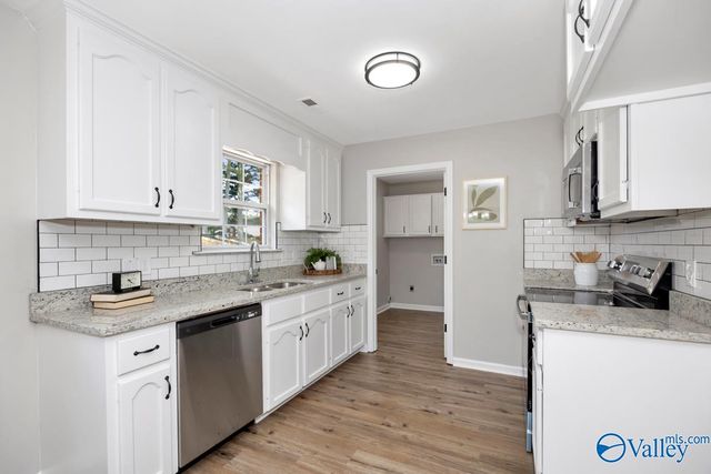 104 Zelkova Court, Harvest, AL 35749