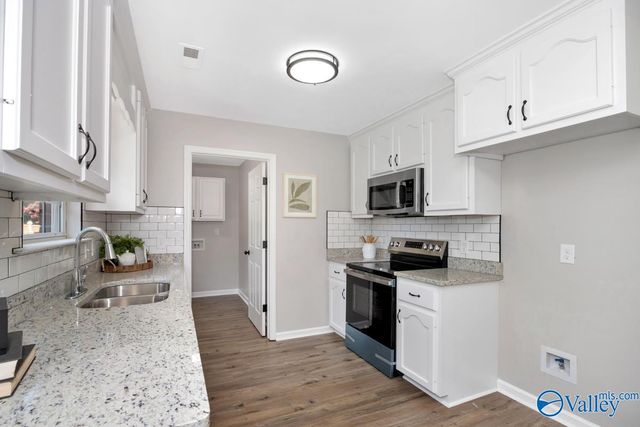 104 Zelkova Court, Harvest, AL 35749
