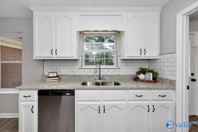 104 Zelkova Court, Harvest, AL 35749