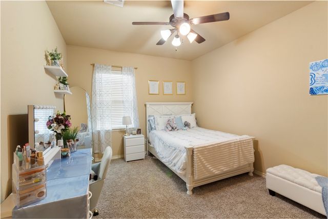 105 Deacon Drive W, College Station, TX 77845
