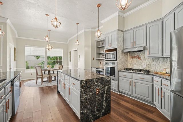 16507 Heather Meadow Court, Pasadena, TX 77059