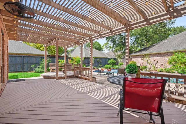 16507 Heather Meadow Court, Pasadena, TX 77059