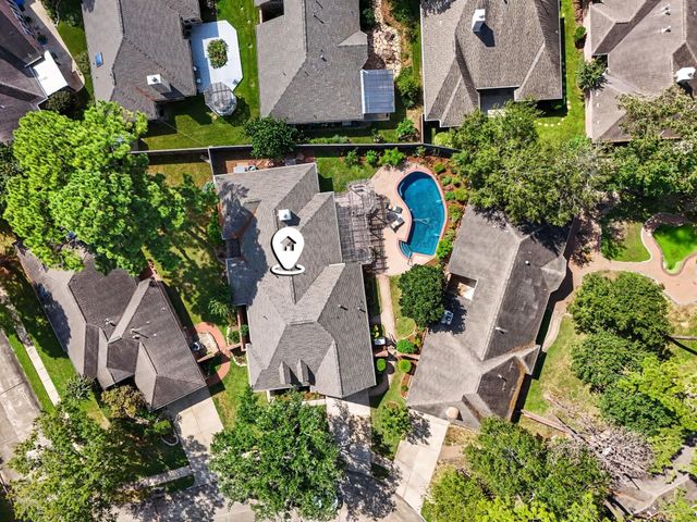 16507 Heather Meadow Court, Pasadena, TX 77059