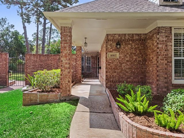 16507 Heather Meadow Court, Pasadena, TX 77059