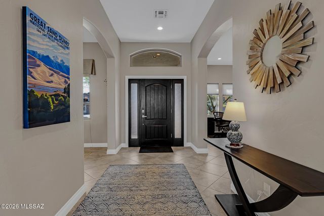 13876 N Silvercreek Place, Oro Valley, AZ 85755