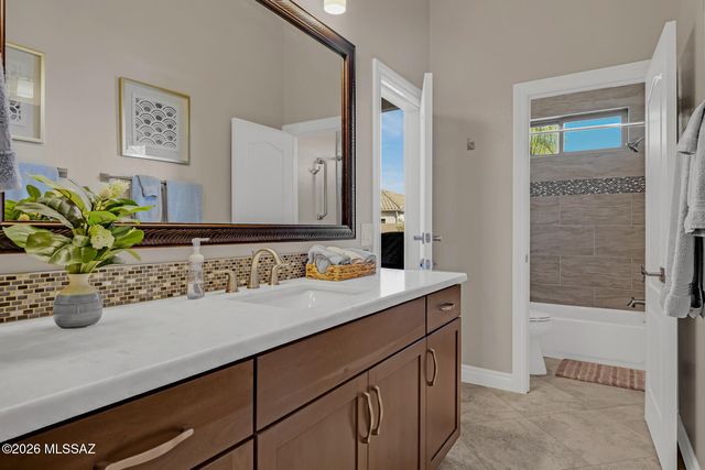 13876 N Silvercreek Place, Oro Valley, AZ 85755
