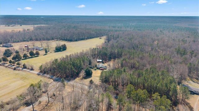 10401 Carriage RD, Providence Forge, VA 23140