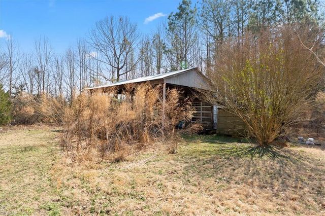 10401 Carriage RD, Providence Forge, VA 23140
