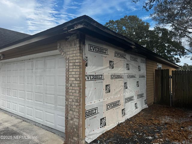 12570 LONG LAKE Court, Jacksonville, FL 32225