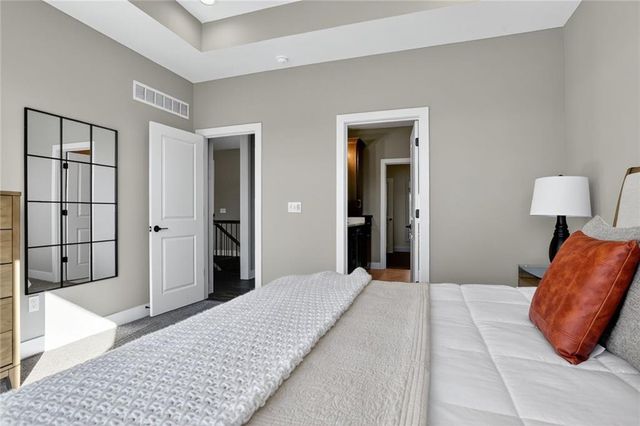 11544 S Olathe View Road, Olathe, KS 66061