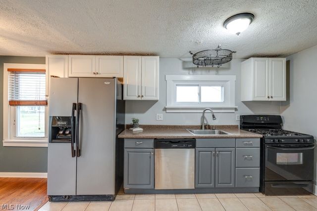 316 S Prospect Street, Medina, OH 44256