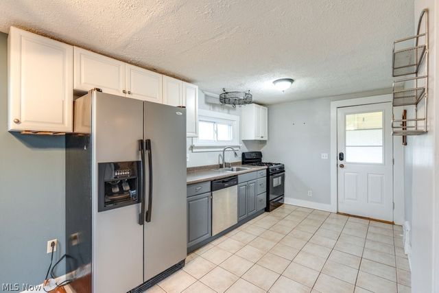 316 S Prospect Street, Medina, OH 44256