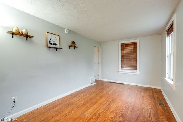 316 S Prospect Street, Medina, OH 44256