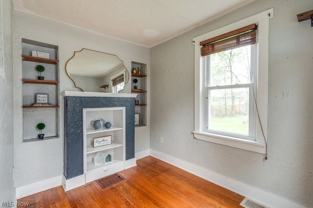 316 S Prospect Street, Medina, OH 44256