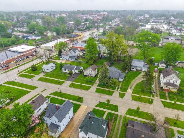 316 S Prospect Street, Medina, OH 44256