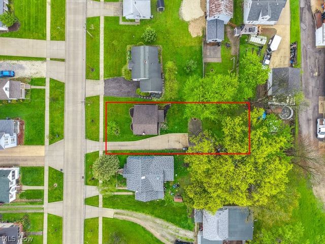 316 S Prospect Street, Medina, OH 44256