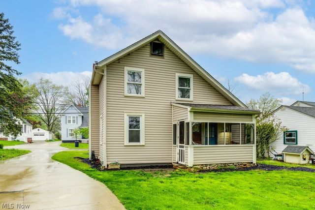 316 S Prospect Street, Medina, OH 44256