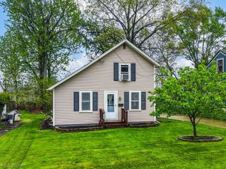 316 S Prospect Street, Medina, OH 44256