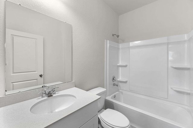 332 Stone Crossing Drive, Liberty, TX 77575