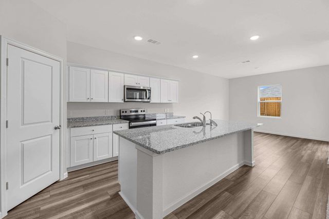 332 Stone Crossing Drive, Liberty, TX 77575