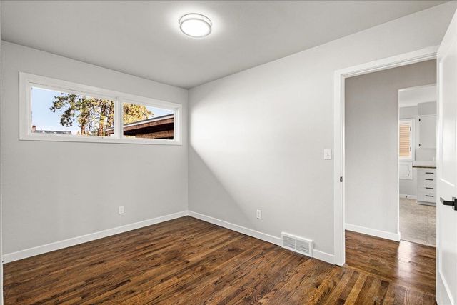 2911 W WELLESLEY Ave, Spokane, WA 99205