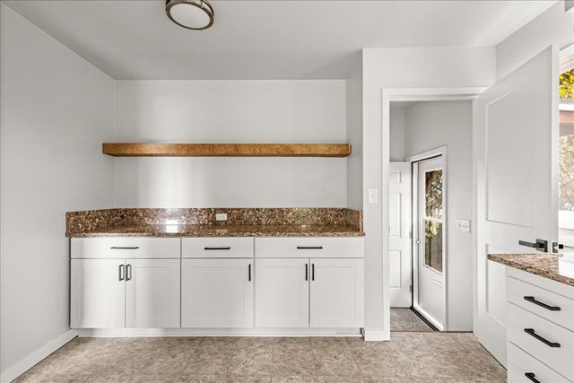 2911 W WELLESLEY Ave, Spokane, WA 99205