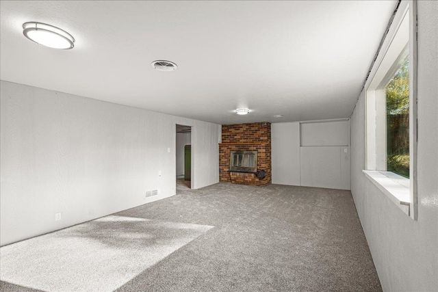 2911 W WELLESLEY Ave, Spokane, WA 99205