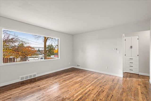 2911 W WELLESLEY Ave, Spokane, WA 99205