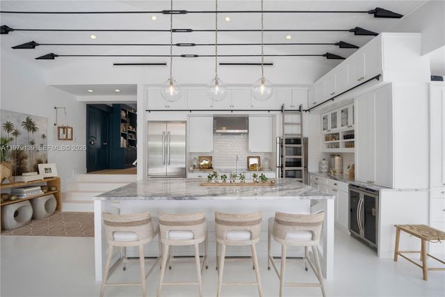 536 Jeronimo Dr, Coral Gables, FL 33146