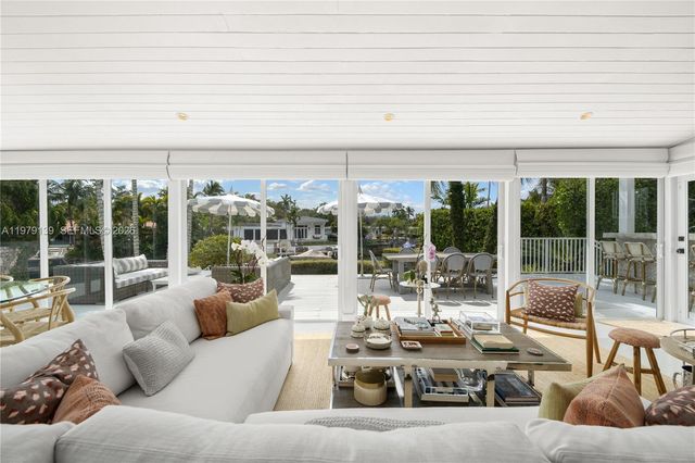 536 Jeronimo Dr, Coral Gables, FL 33146