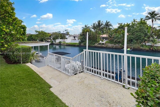 536 Jeronimo Dr, Coral Gables, FL 33146