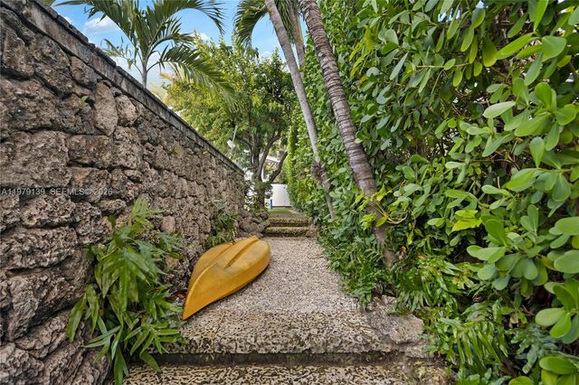 536 Jeronimo Dr, Coral Gables, FL 33146