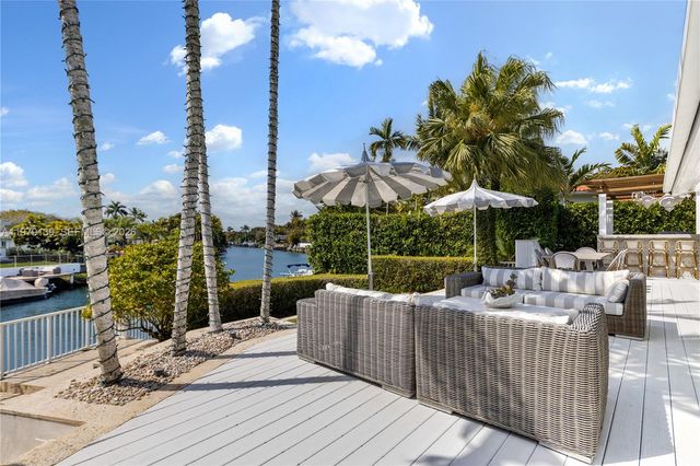 536 Jeronimo Dr, Coral Gables, FL 33146