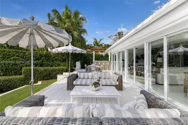 536 Jeronimo Dr, Coral Gables, FL 33146