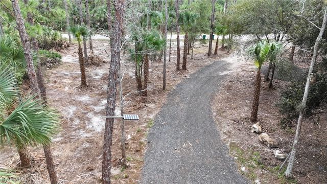 4275 4th AVE NE, Naples, FL 34120