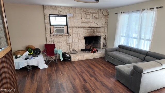 4275 4th AVE NE, Naples, FL 34120