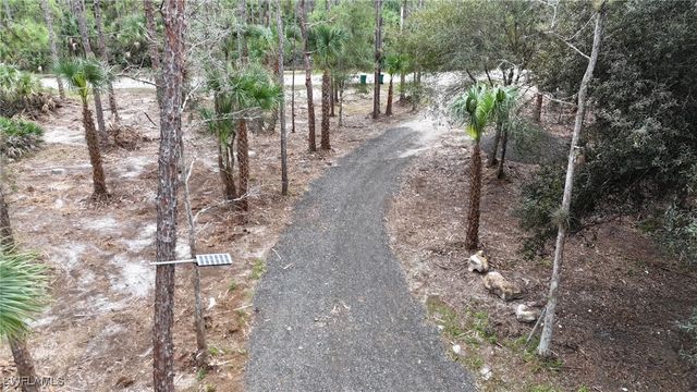 4275 4th AVE NE, Naples, FL 34120